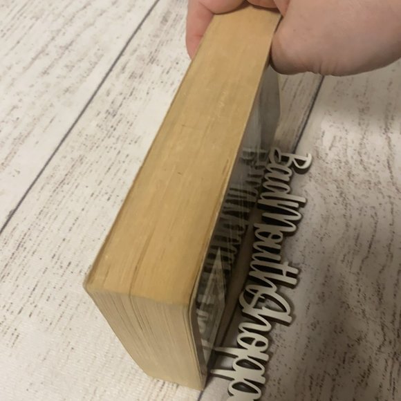 *THE RESCUE by Nicholas Sparks Paperback Book - Picture 6 of 6